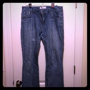 Maurice’s Morgan Boot jeans size 11/12